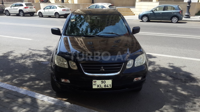 Mitsubishi Airtrek 2001, 300,000 km - 2.0 л - Bakı