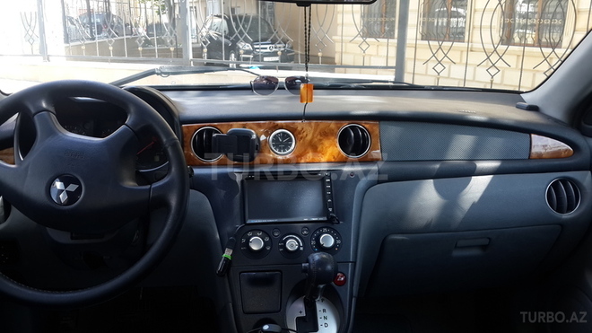 Mitsubishi Airtrek 2001, 300,000 km - 2.0 л - Bakı