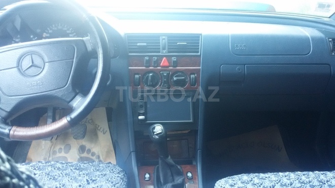 Mercedes C 180 1998, 233,000 km - 1.8 l - Bakı