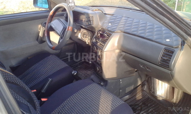 LADA (VAZ) 2110 2006, 230,000 km - 1.6 l - Quba