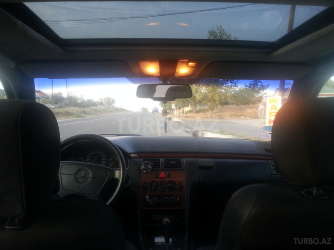 Mercedes E 200 1997, 387,005 km - 2.0 l - Şamaxı