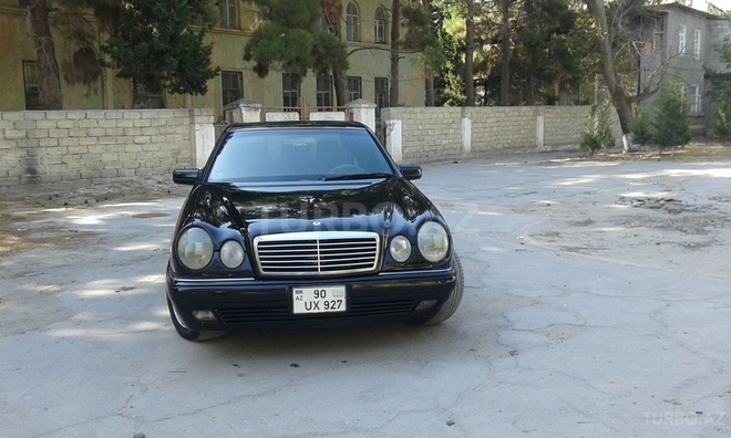 Mercedes E 230 1995, 2,222,222 km - 2.3 l - Sumqayıt