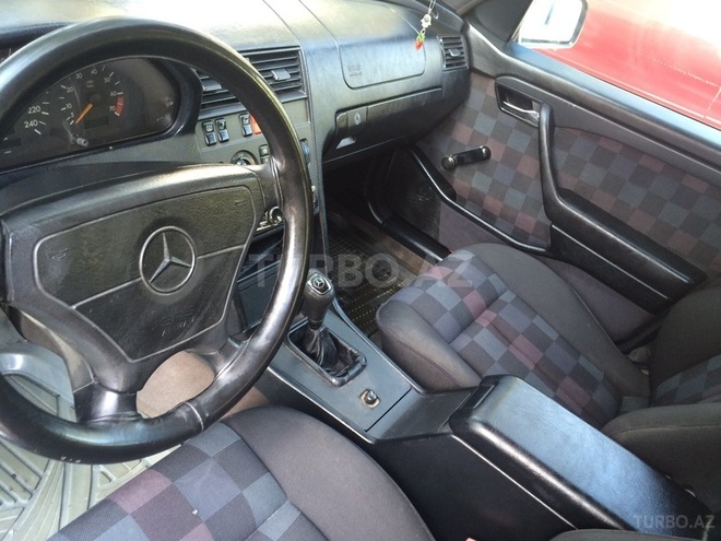 Mercedes C 180 1994, 241,041 km - 1.8 l - Sumqayıt