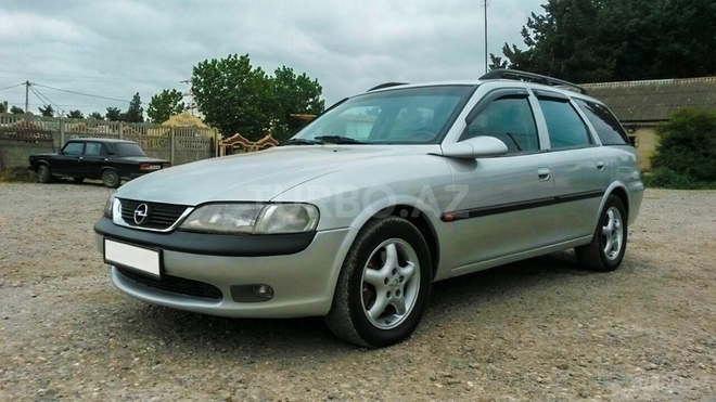 Opel Vectra 1997, 235,000 km - 1.8 l - Bakı