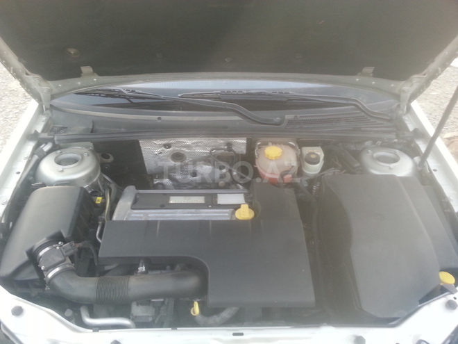 Opel Vectra 2002, 210,000 km - 2.2 л - Gəncə