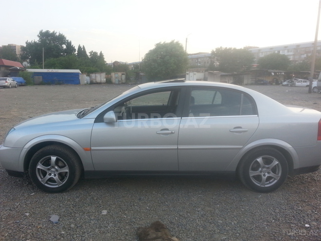 Opel Vectra 2002, 210,000 km - 2.2 л - Gəncə