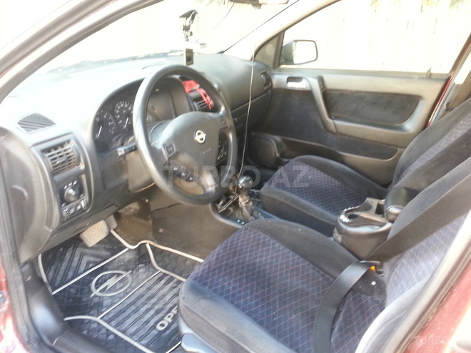 Opel Astra 1998, 280,000 km - 2.0 l - Sumqayıt