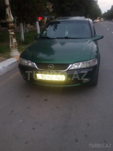 Opel Vectra 1997, 290,000 km - 1.6 л - Şirvan