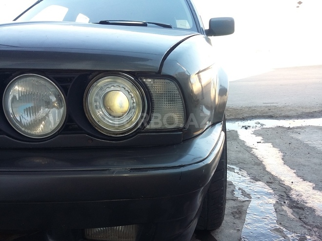 BMW 525 1990, 1,000,000 km - 2.5 l - Bakı