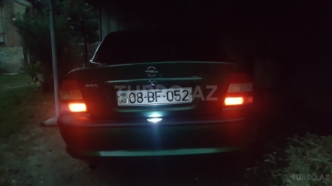 Opel Vectra 1997, 566,220 km - 1.8 л - Balakən
