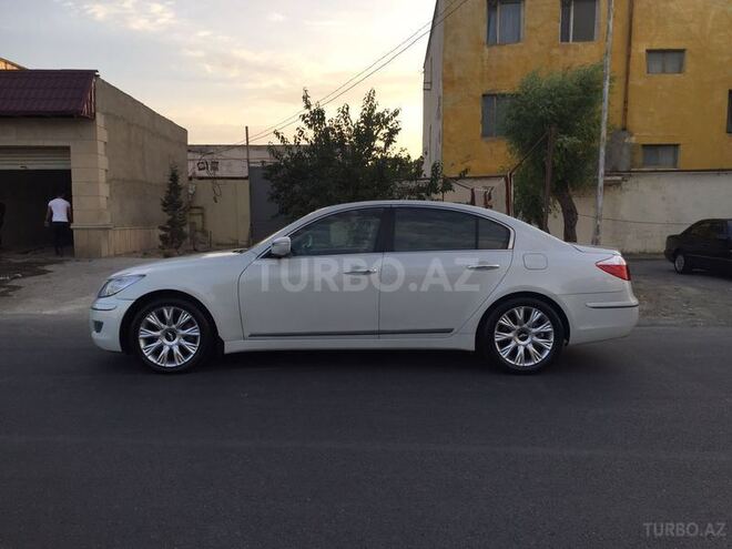 Hyundai Genesis 2009, 97,800 km - 3.8 l - Sumqayıt