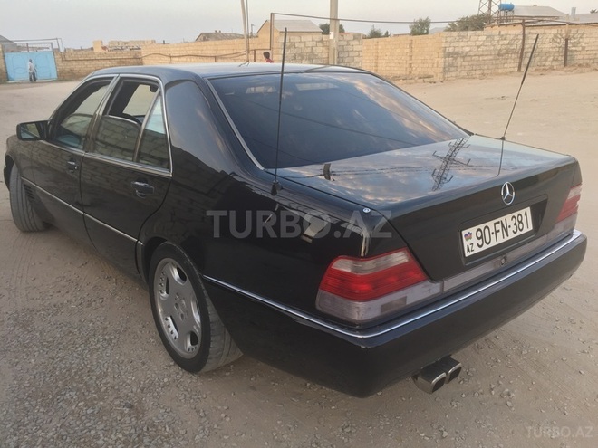 Mercedes  1992, 262,000 km - 4.2 l - Sumqayıt