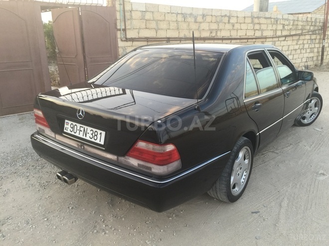 Mercedes  1992, 262,000 km - 4.2 l - Sumqayıt