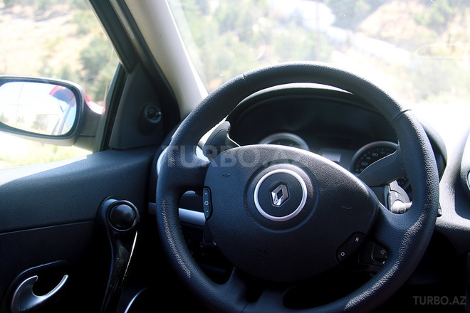 Renault Clio 2007, 290,000 km - 1.6 l - Bakı