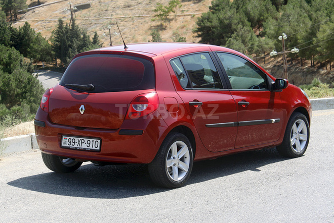 Renault Clio 2007, 290,000 km - 1.6 l - Bakı