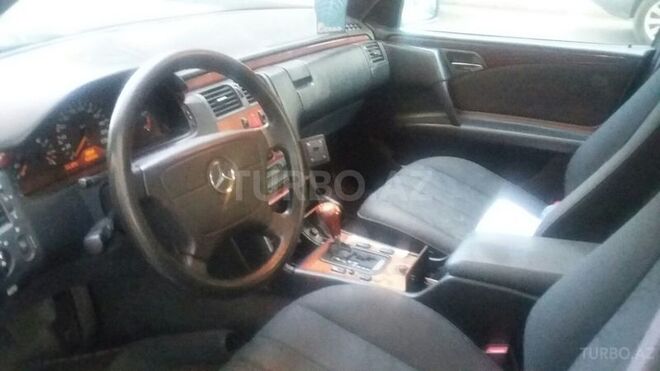 Mercedes E 290 1997, 418,000 km - 2.9 l - Bakı