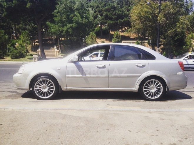 Chevrolet Lacetti 2004, 385,000 km - 1.6 l - Bakı