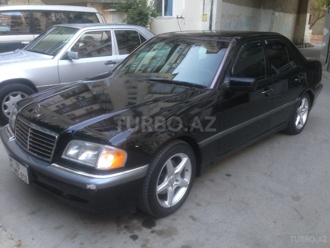 Mercedes C 230 1999, 198,000 km - 2.3 l - Bakı