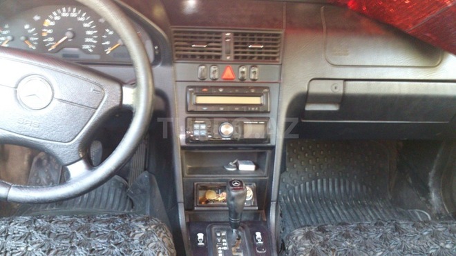 Mercedes C 220 1999, 370,000 km - 0.2 l - Bakı