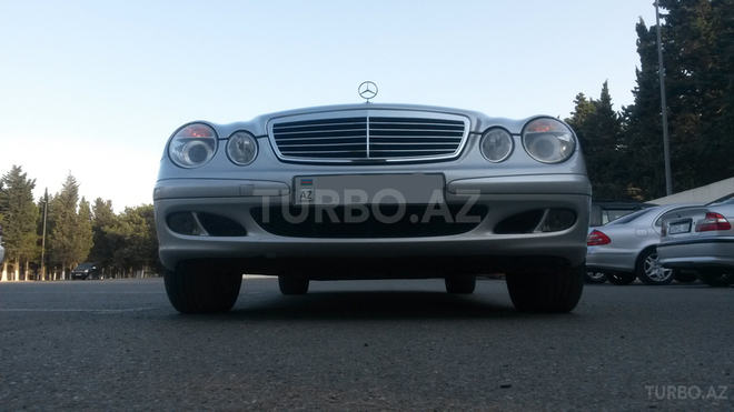 Mercedes E 220 2005, 210,000 km - 2.2 l - Sumqayıt
