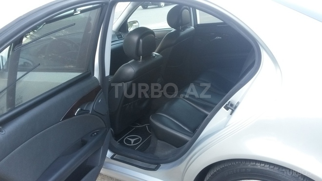 Mercedes E 220 2005, 210,000 km - 2.2 l - Sumqayıt