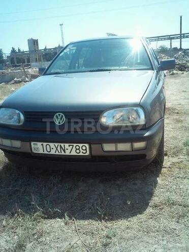 Volkswagen Golf 1994, 220,000 km - 2.0 l - Sumqayıt