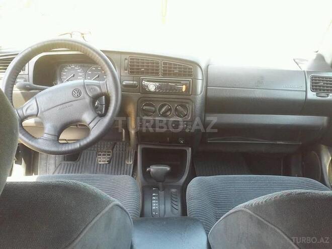 Volkswagen Golf 1994, 220,000 km - 2.0 l - Sumqayıt