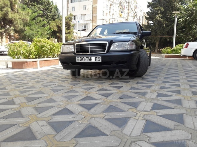 Mercedes C 180 1998, 292,000 km - 1.8 l - Bakı