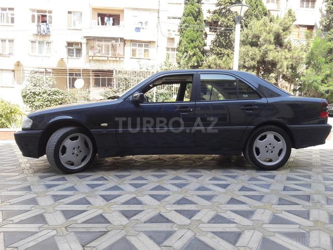 Mercedes C 180 1998, 292,000 km - 1.8 l - Bakı