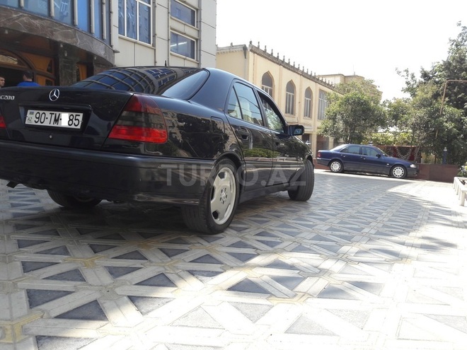 Mercedes C 180 1998, 292,000 km - 1.8 l - Bakı