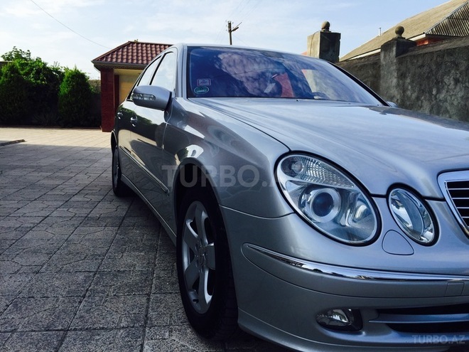Mercedes E 240 2005, 129,500 km - 2.6 l - Lənkəran