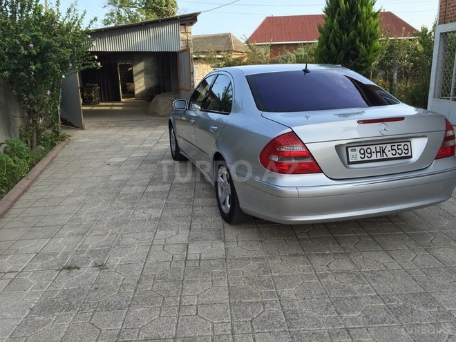 Mercedes E 240 2005, 129,500 km - 2.6 l - Lənkəran