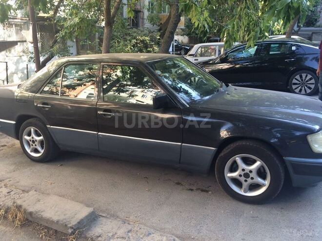 Mercedes E 200 1991, 248,000 km - 2.0 l - Bakı
