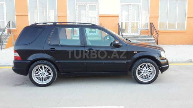 Mercedes ML 320 1998, 264,000 km - 3.2 л - Bakı