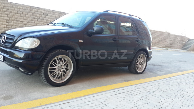 Mercedes ML 300 1998, 264,000 km - 3.2 л - Bakı