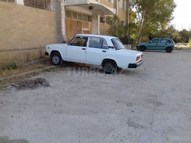 LADA (VAZ) 2107 2003, 580,000 km - 1.6 l - Bakı