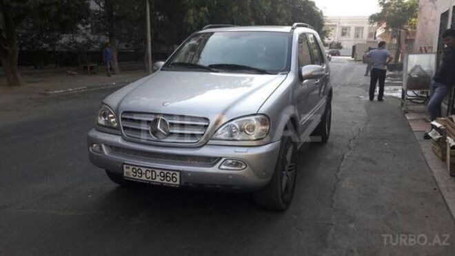 Mercedes ML 270 2004, 229,000 km - 2.7 l - Bakı