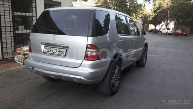 Mercedes ML 270 2004, 229,000 km - 2.7 l - Bakı