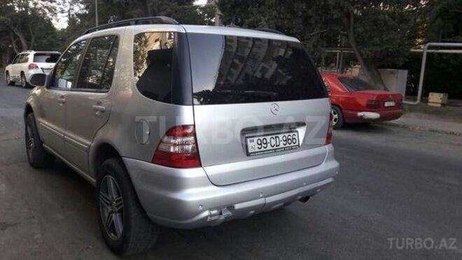 Mercedes ML 270 2004, 229,000 km - 2.7 l - Bakı