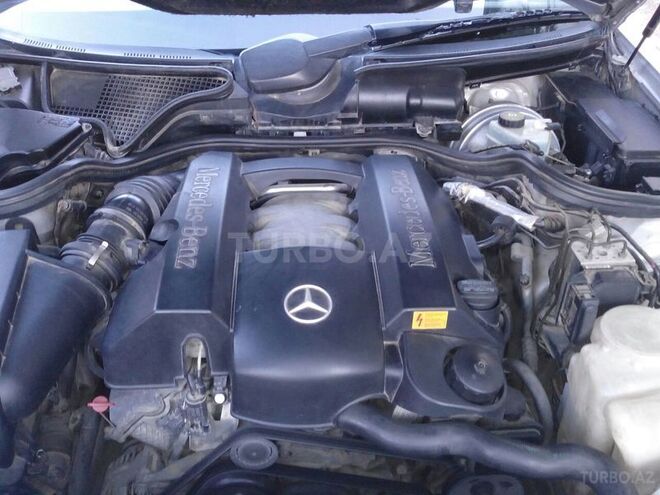 Mercedes E 240 2000, 167,000 km - 2.4 l - Bakı