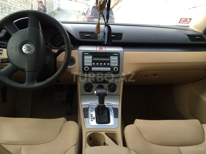 Volkswagen Passat 2006, 192,000 km - 2.0 l - Bakı