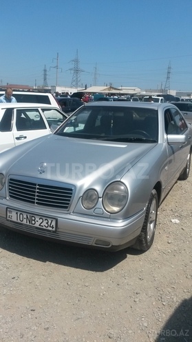 Mercedes E 320 1997, 300,000 km - 3.2 l - Bakı