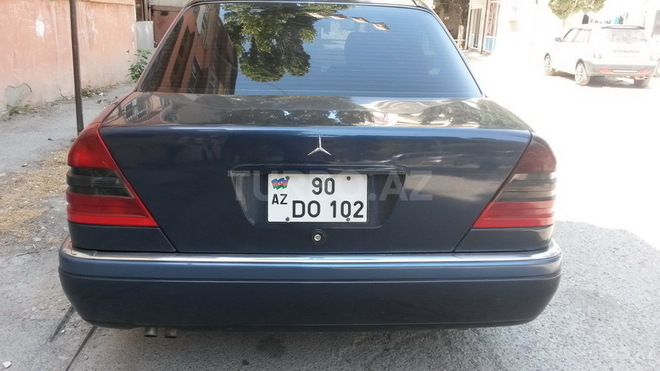 Mercedes C 220 1995, 272,784 km - 2.2 l - Xırdalan