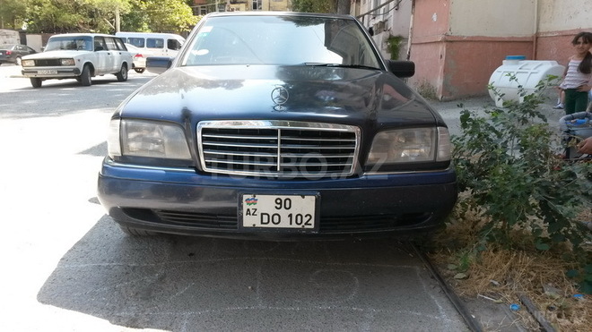 Mercedes C 220 1995, 272,784 km - 2.2 l - Xırdalan
