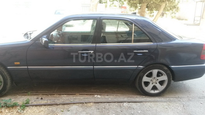 Mercedes C 220 1995, 272,784 km - 2.2 l - Xırdalan