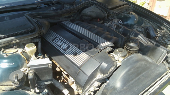 BMW 523 1996, 366,759 km - 2.5 l - Bakı