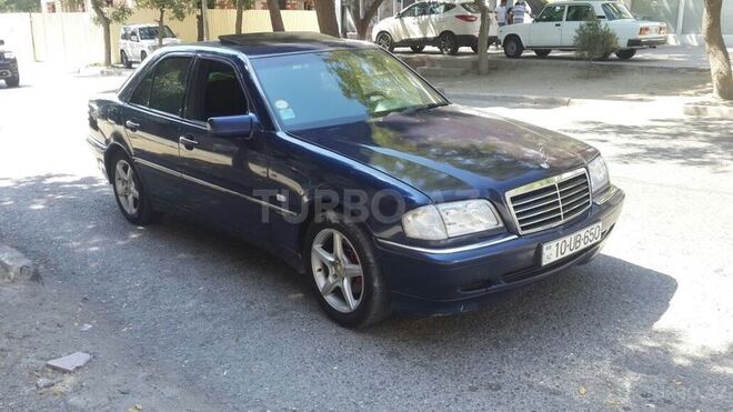 Mercedes C 220 1998, 328,000 km - 2.2 l - Bakı