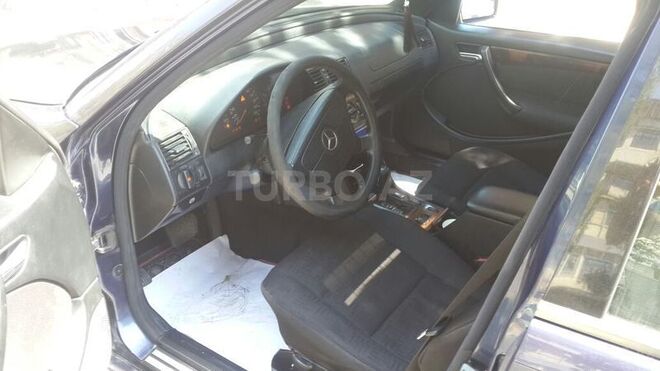 Mercedes C 220 1998, 328,000 km - 2.2 l - Bakı