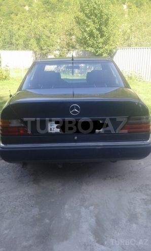 Mercedes E 250 1992, 310,000 km - 2.5 l - Oğuz
