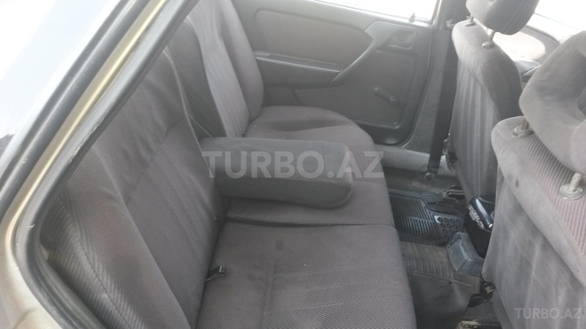 Opel Vectra 1992, 255,000 km - 1.6 l - Gəncə